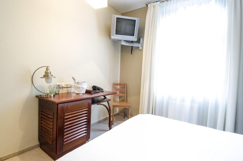 Port Hotel Ādaži Extérieur photo