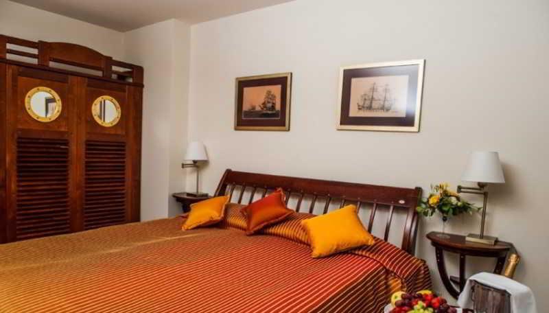 Port Hotel Ādaži Extérieur photo