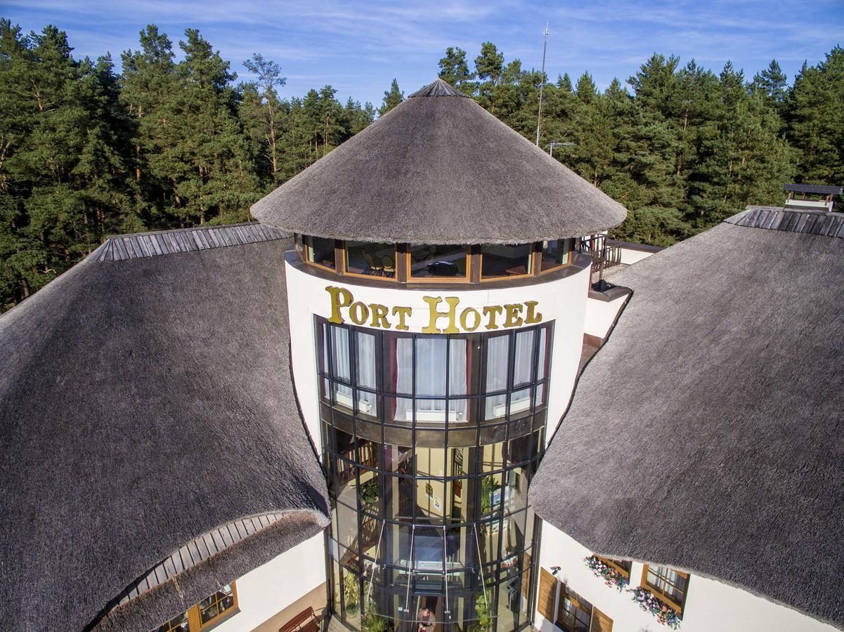 Port Hotel Ādaži Extérieur photo